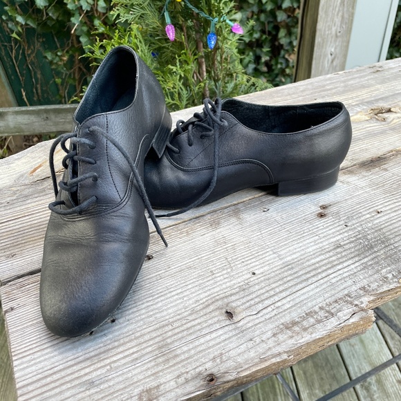 Women's 10 W Black Leather Sport Capezio Jazz Dance Shoes Ballet Soft - Picture 3 of 8